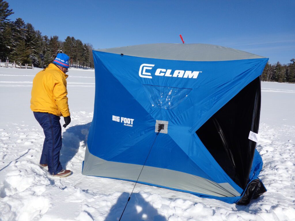 clam ice shelter